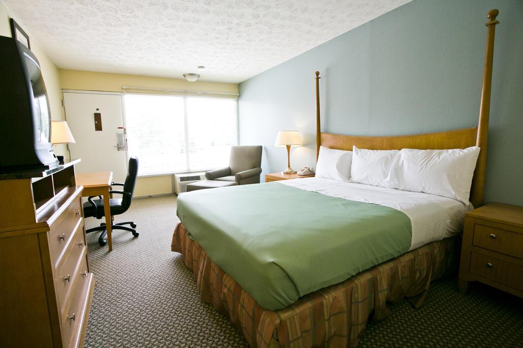 Star City Inn And Suites غروف سيتي الغرفة الصورة